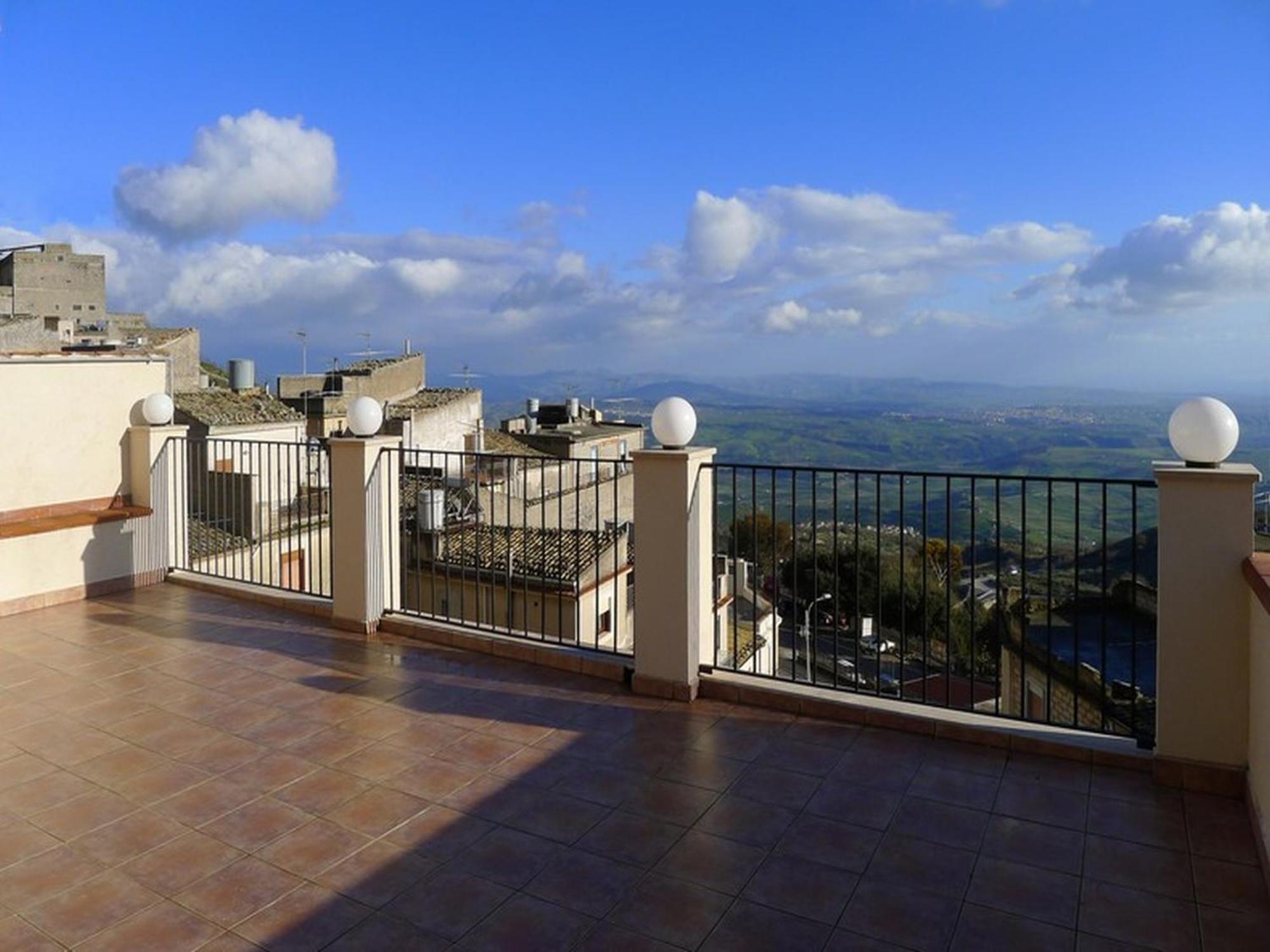Bed And Breakfast Sotto Le Stelle Caltabellotta Exterior photo